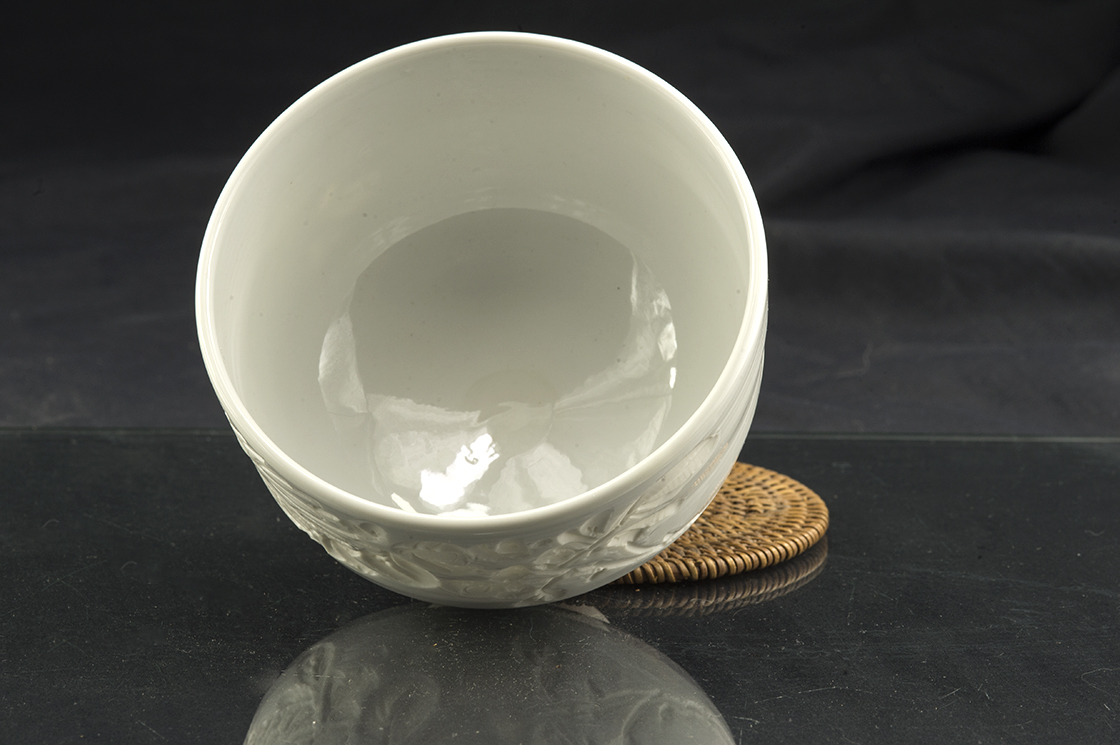 Fehér krizantém izushi-porcelan-japan-matcha-chawan-teascsesze