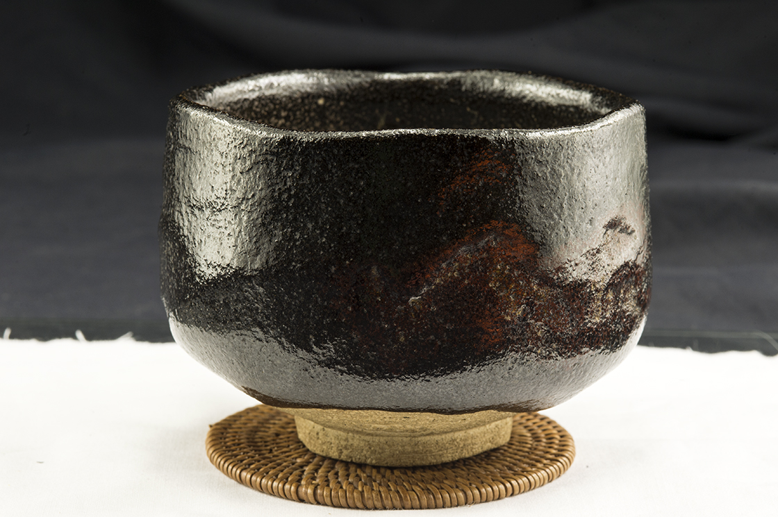 kuro raku chawan japan matcha teabowl waraku kawasaki