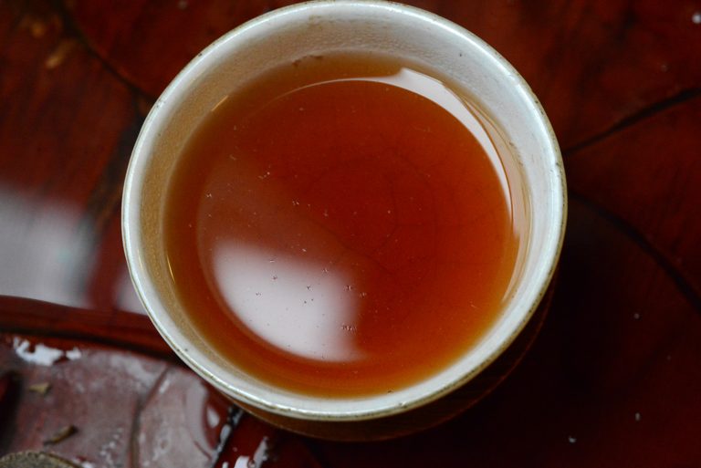 2014 Három daru Liu Bao hei cha