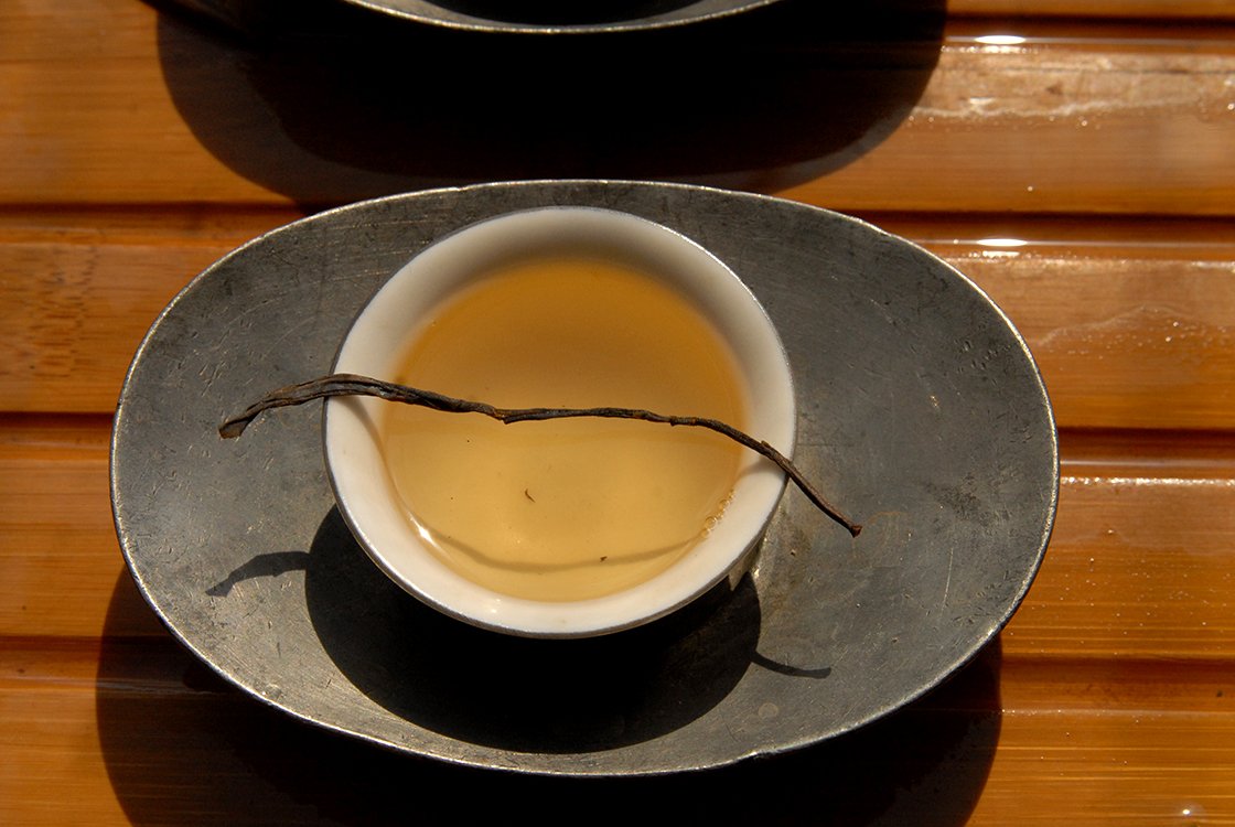 Feng Huang Dan Cong Ba Xian oolong tea