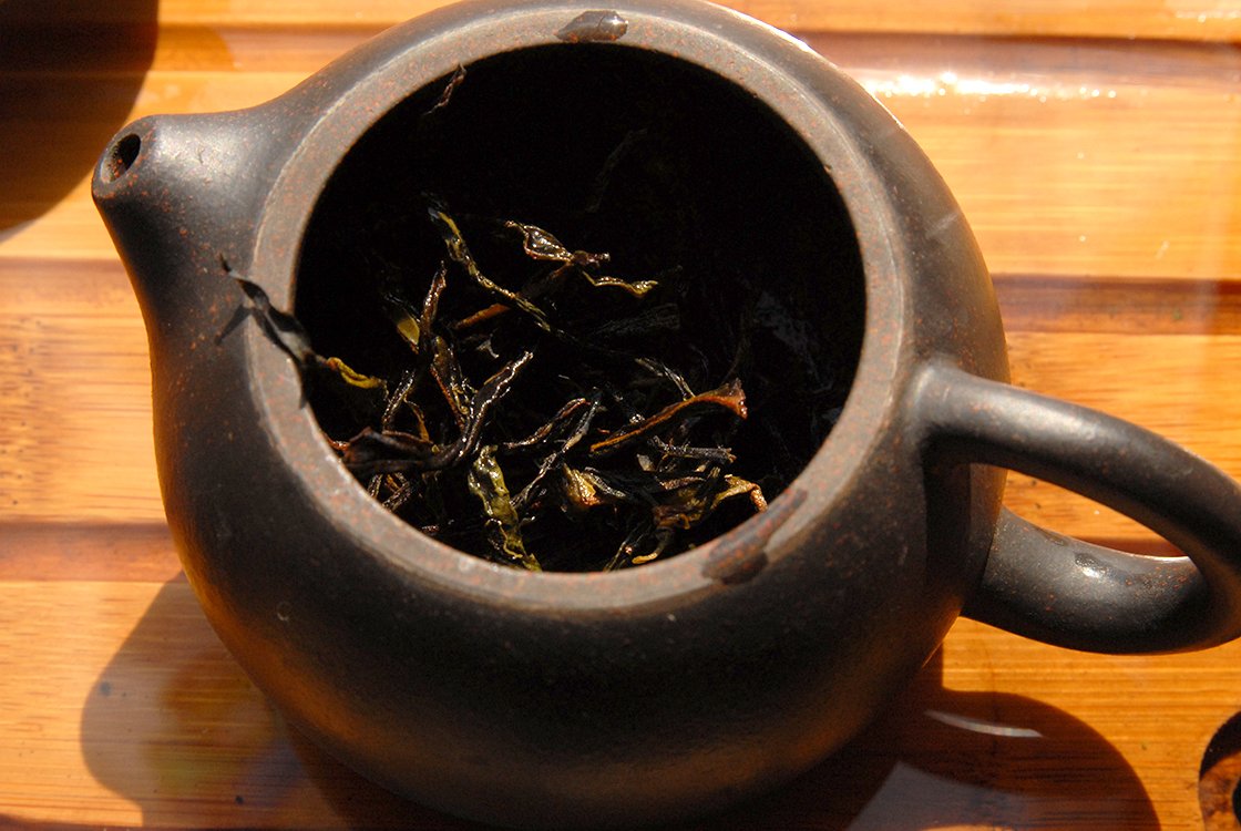Feng Huang Dan Cong Ba Xian oolong tea