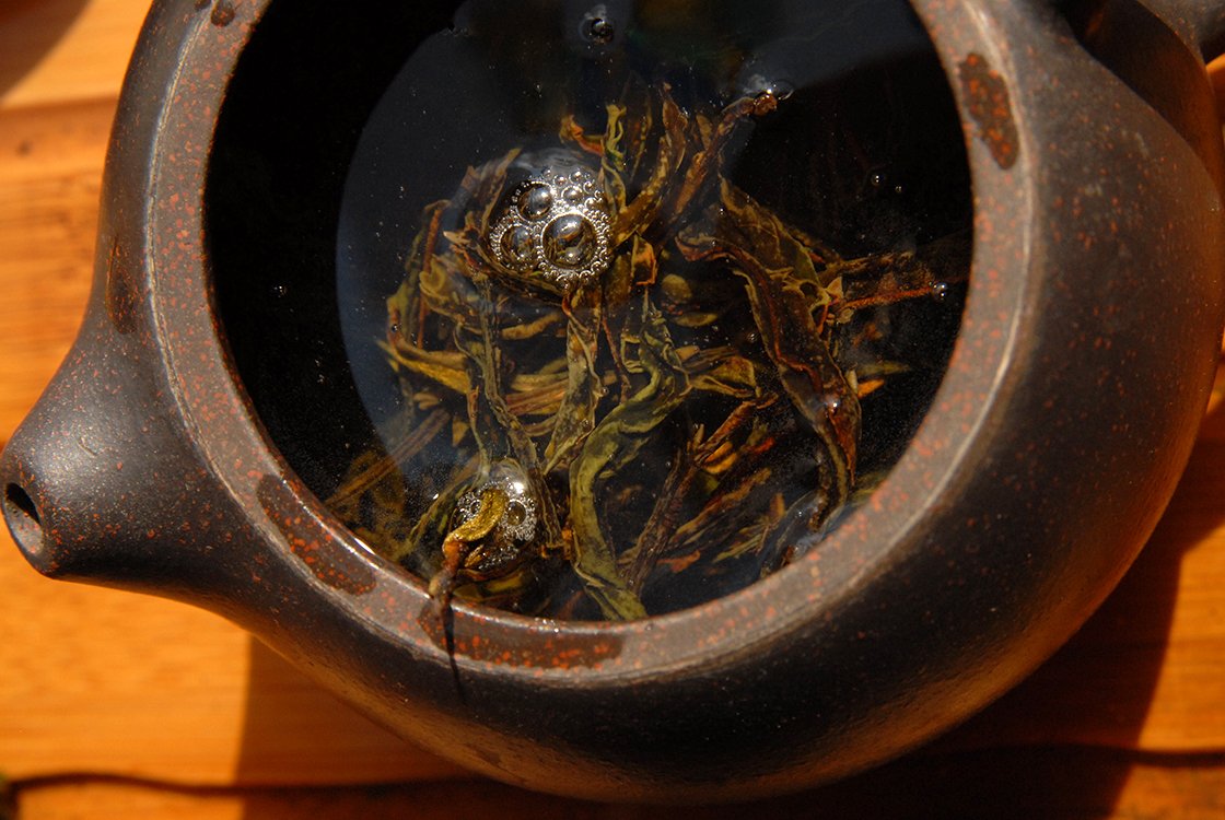 Feng Huang Dan Cong Ba Xian oolong tea
