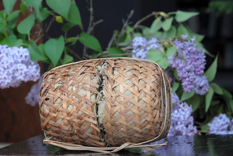 2003 Liuan érlelt bambuszkosaras tea