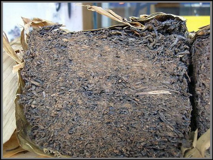 1999 Liuan érlelt bambuszkosaras tea