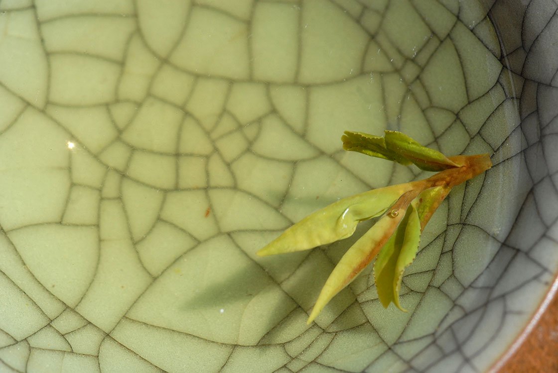 Long Jing Xinchang Da Fo prémium kínai zöld tea