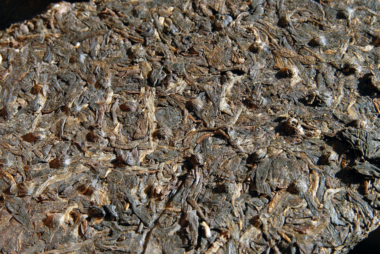 2000 Vörös Vas lepény érlelt sheng puerh tea