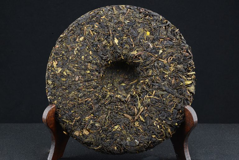 2014 Vad Ye Sheng Cha bíbor tea