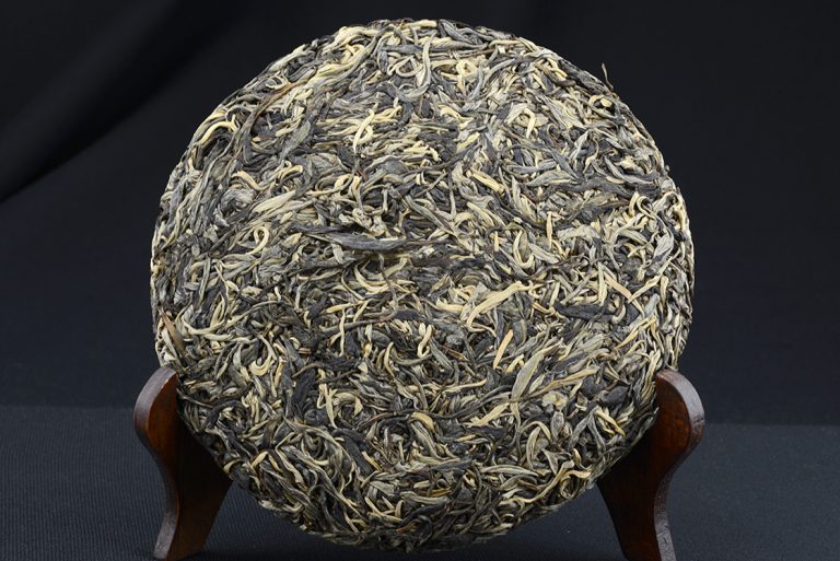2015-Lao-Shu-Bai-Cha-sheng-puerh-tea
