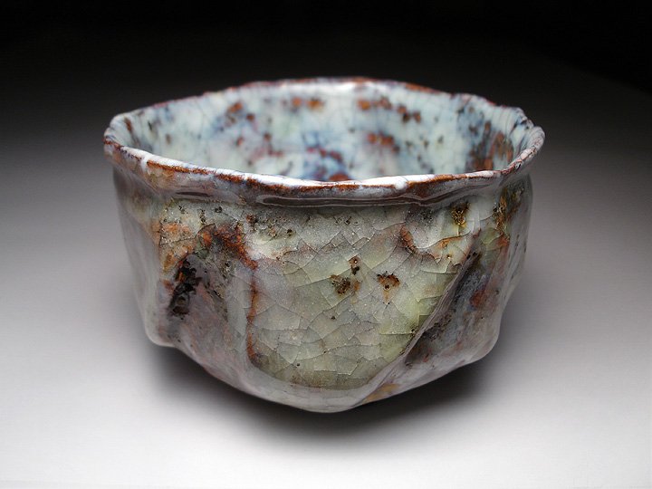 Egyre lentebb Fréderic Pagace raku csésze