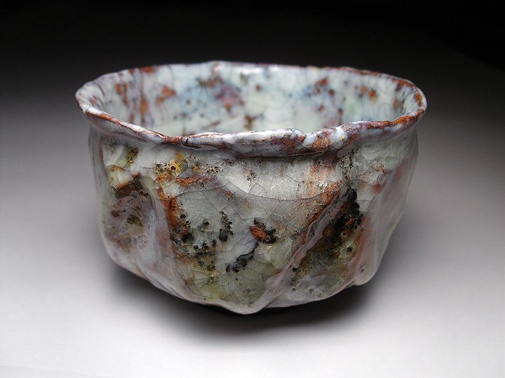 Egyre lentebb Fréderic Pagace raku csésze