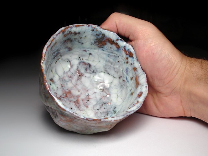 Egyre lentebb Fréderic Pagace raku csésze