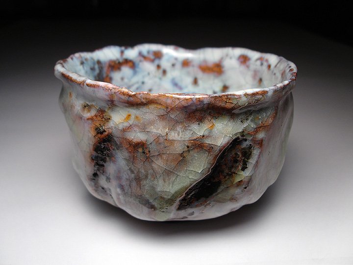 Egyre lentebb Fréderic Pagace raku csésze