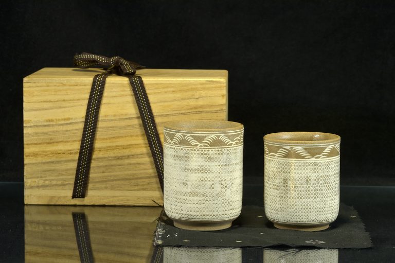 Lee Eun-gu Koreai Nemzeti Kincs teáscsésze pár