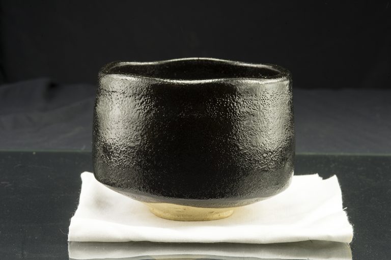 戸焼, Seto-yaki Nakajima fekete seto chawan
