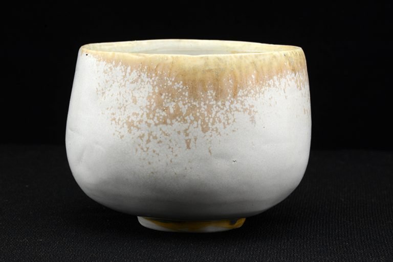 Magas hőfokon - Közelítések a fatüzes kerámiához