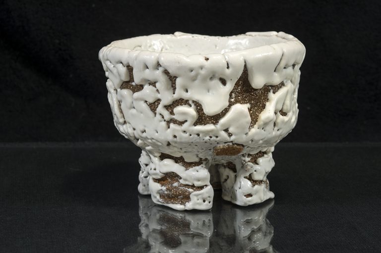 Oni-Hagi (ördögi Hagi) chawan matcha csésze Yamane Seigan műhelyéből.