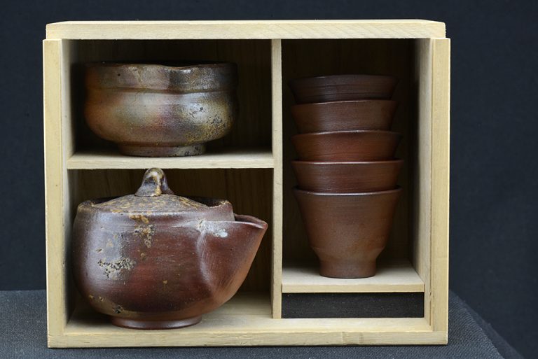 Fatüzes bizen teáskészlet