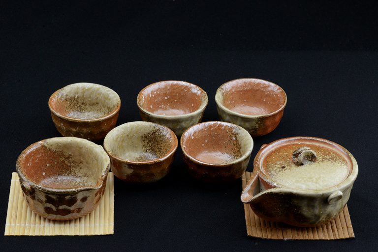 3. Rakusai Takahashi shigaraki teáskészlet