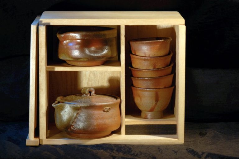 issei-ohira-bizen-teaskeszlet.