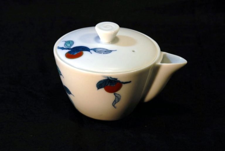 nabeshima kakiemon kézzel festett japán porcelán teáskészlet