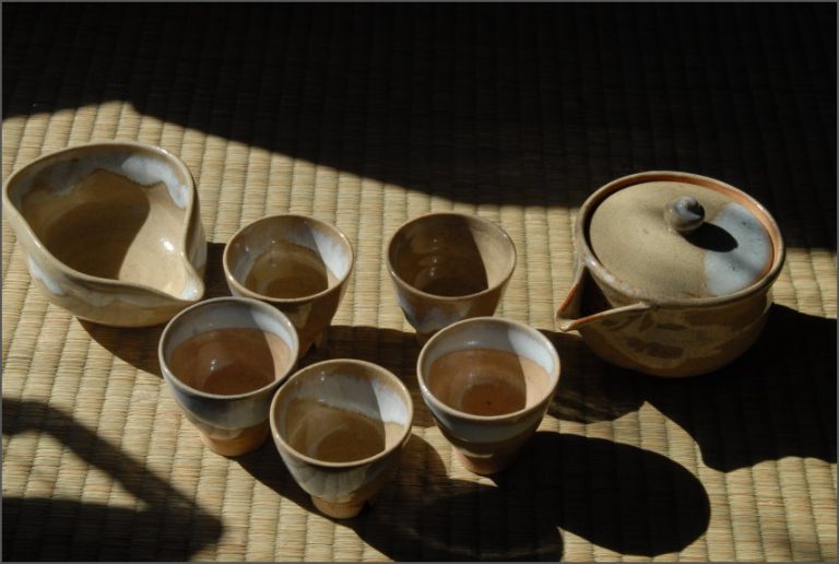 Obori Soma Hagi teáskészlet