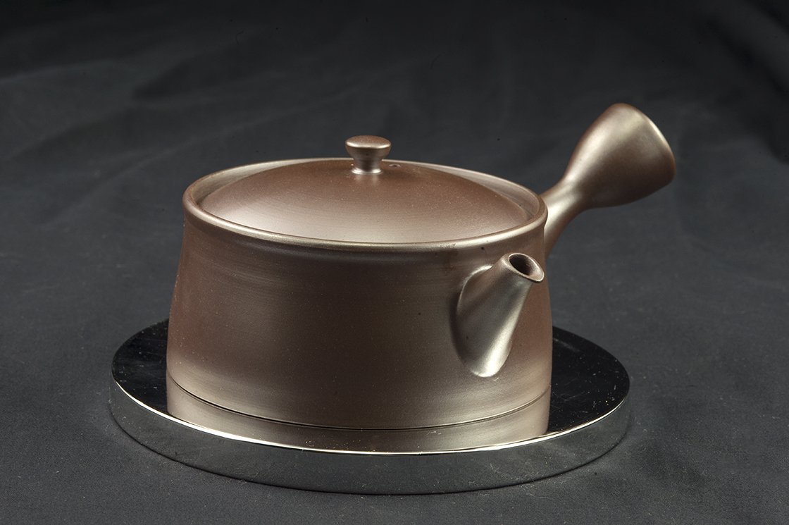 Bíbor Banko yaki teáskanna