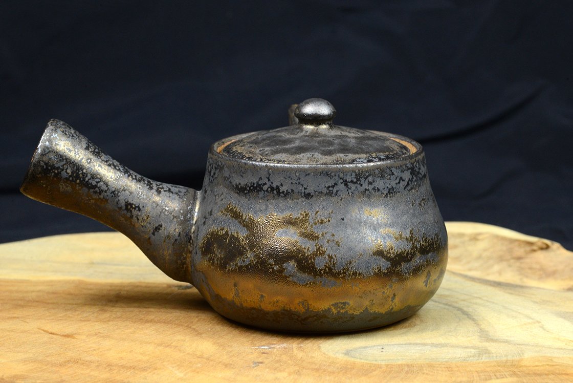 Aranyos Arita japán teáskanna