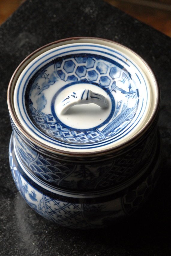 Kiotó kék mizusashi