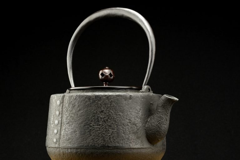 To-he öntöttvas tetsubin