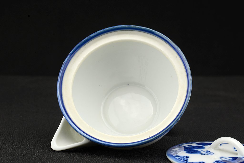 Nabeshima kézzel festett hoihin