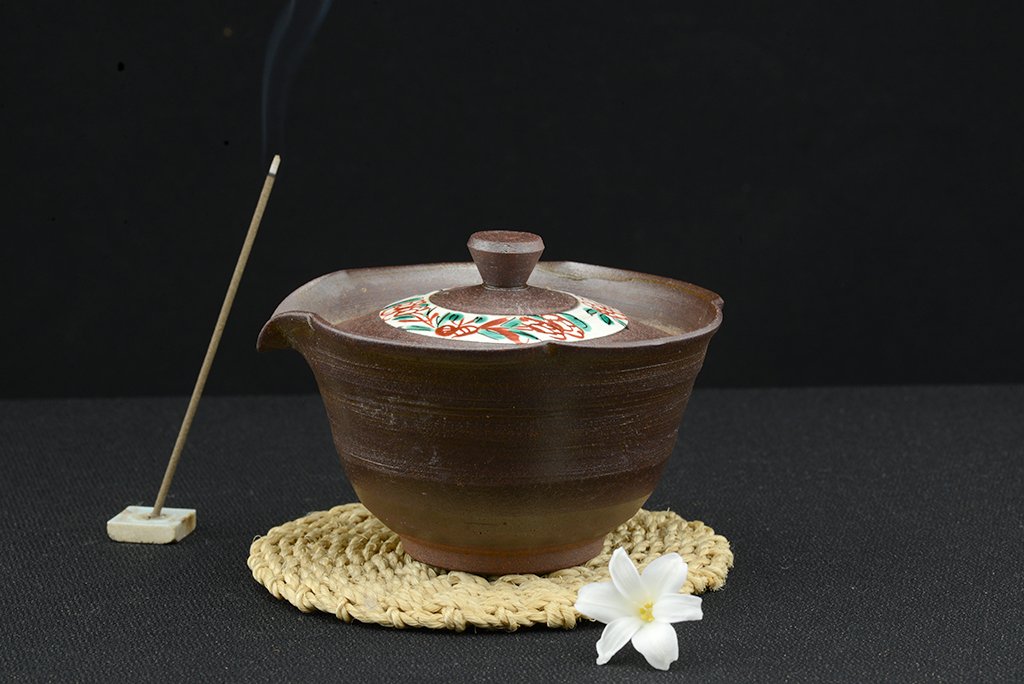 Kyotói virágos hoihin