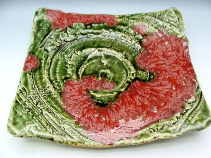 Lefelé gomolygó Oribe tálca