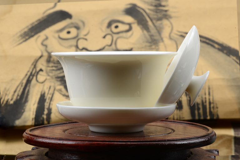 Fehér porcelán gaiwan csésze 160 ml