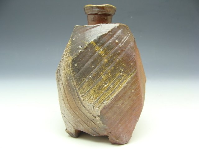 Bizen tokkuri szakés készlet