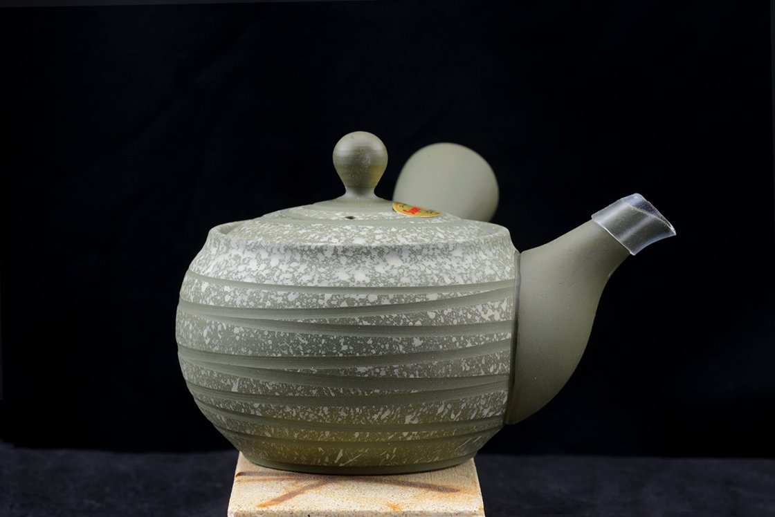 Kőmoha kyushu japán teáskanna