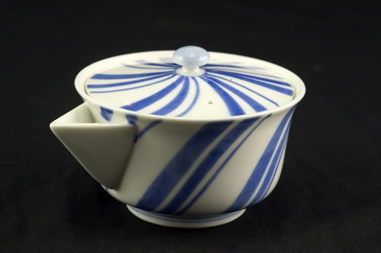 Kyo porcelán hoihin