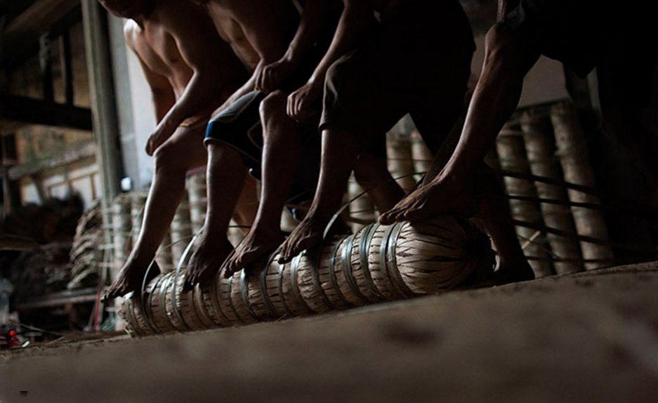 ezer tallér sütét fekete hei cha