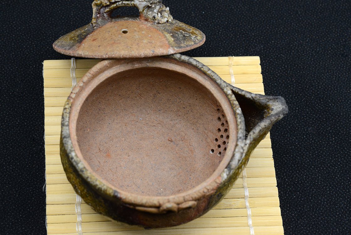 Sárkány bizen hoihin japán teáskanna