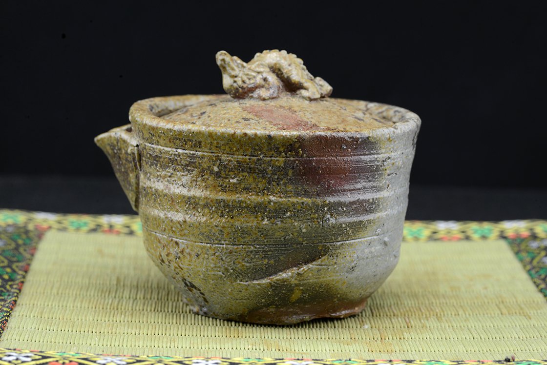 Bizen hoihin sárkányos