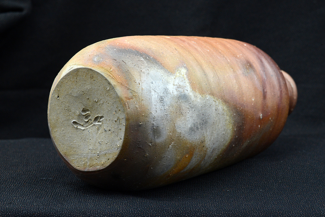 Bizen fatüzes japán virágváza