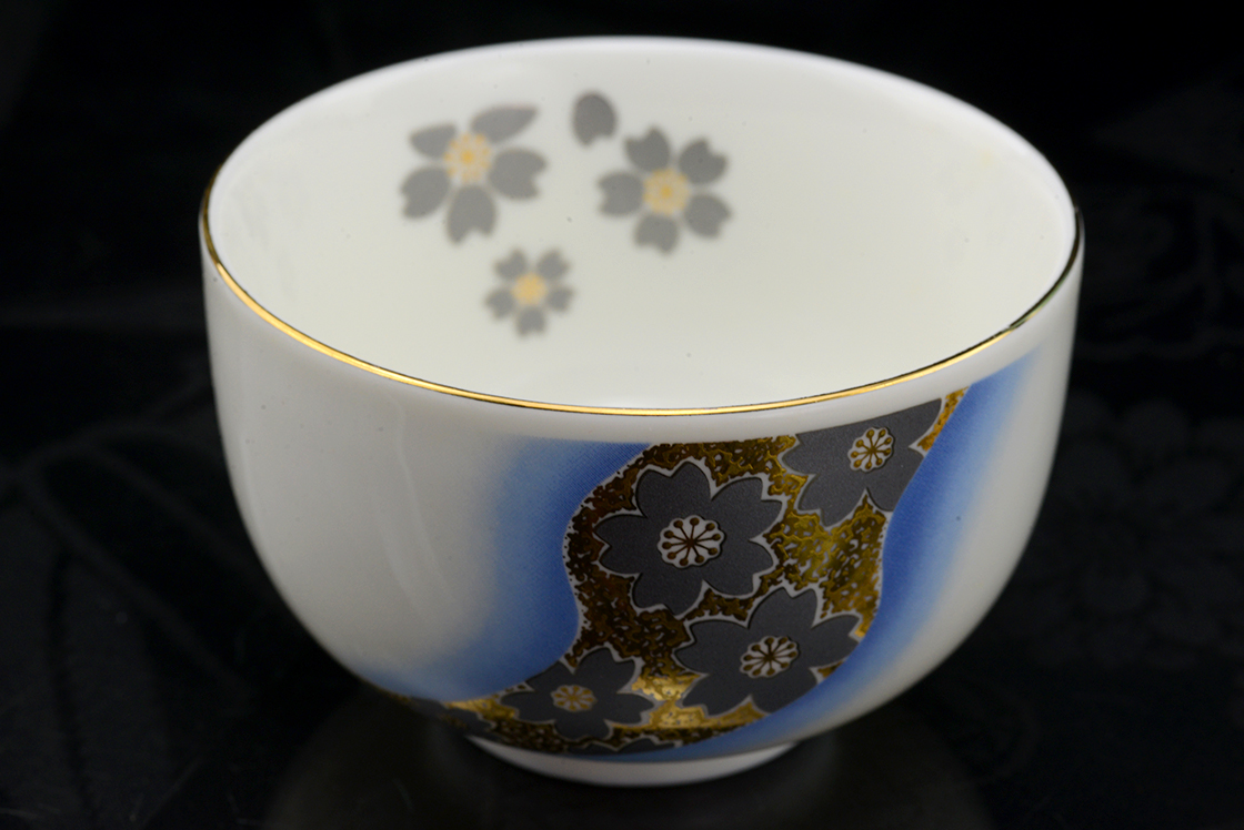 Hasami Sakura porcelán teáscsésze készlet