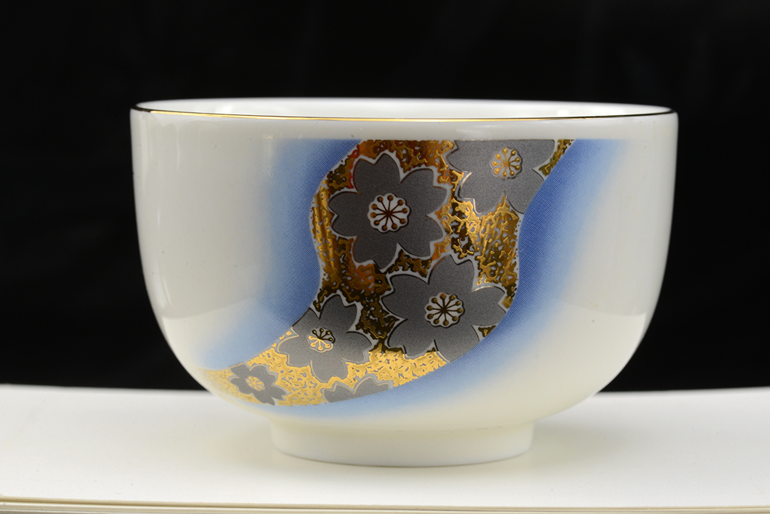 Hasami Sakura porcelán teáscsésze készlet