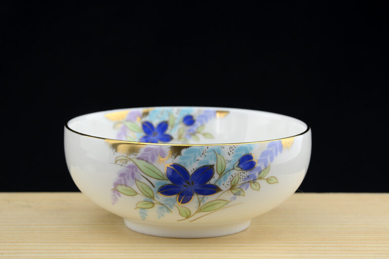 Arita kézzel festett teáscsésze készlet