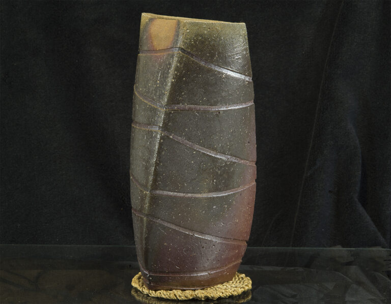 Modern fatüzes bizen váza