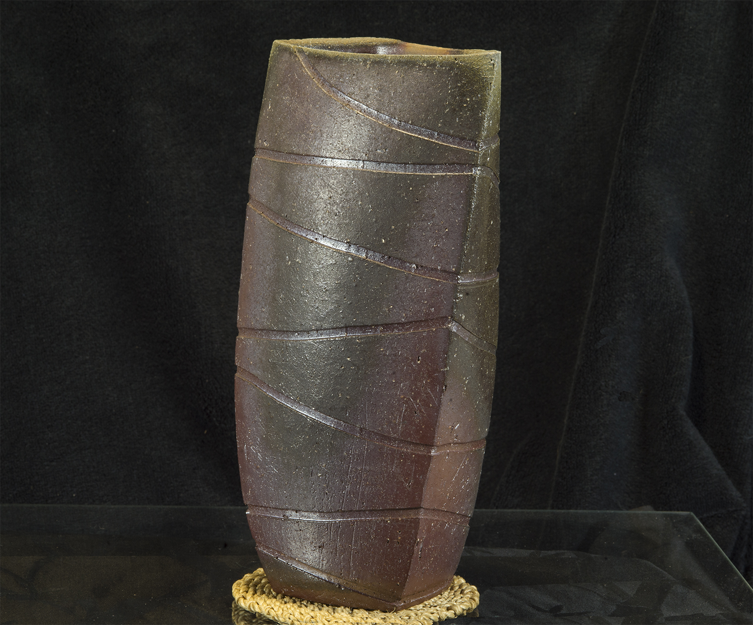 Modern fatüzes bizen váza