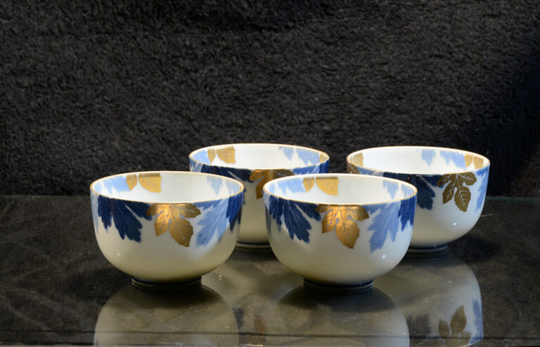 Arita levél teáscsésze