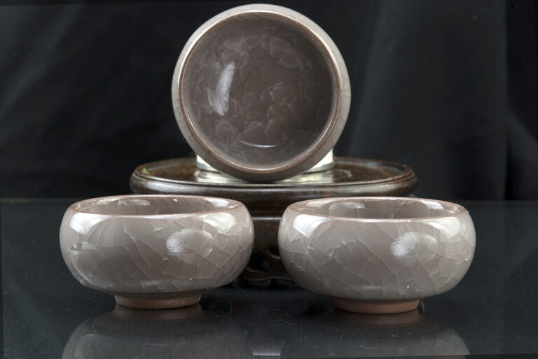 Beige celadon jégporcelán teáscsésze