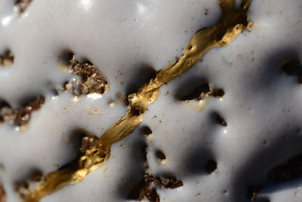 kintsugi: aranyozott sebhelyek