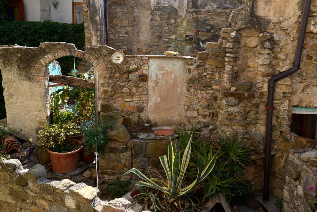 kintsugi: aranyozott sebhelyek