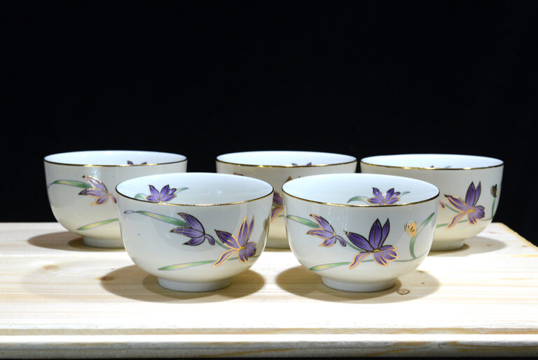 Kutani írisz teáscsésze készlet